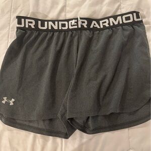 Under Armour Gray Athletic Shorts Moisture-Wicking Elastic Waistband